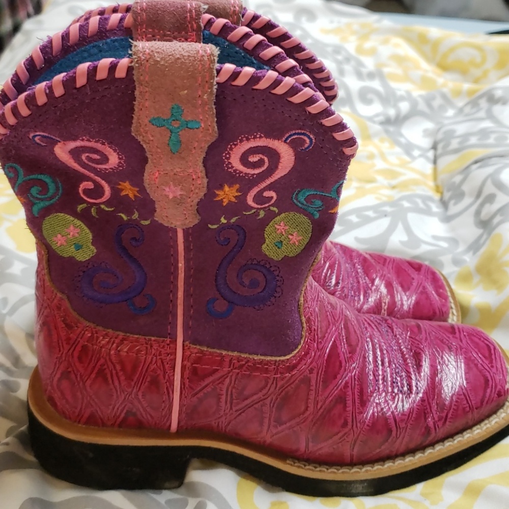 Ariat girls boots